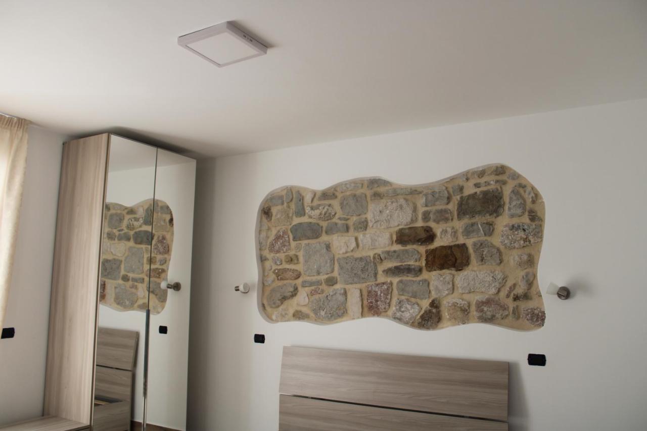 Borgo Sole Luna Bed and Breakfast Fornelli Exterior foto